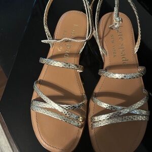katw spade scrappy Gold Textured Sandals